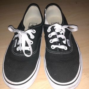 Black Vans 🌀